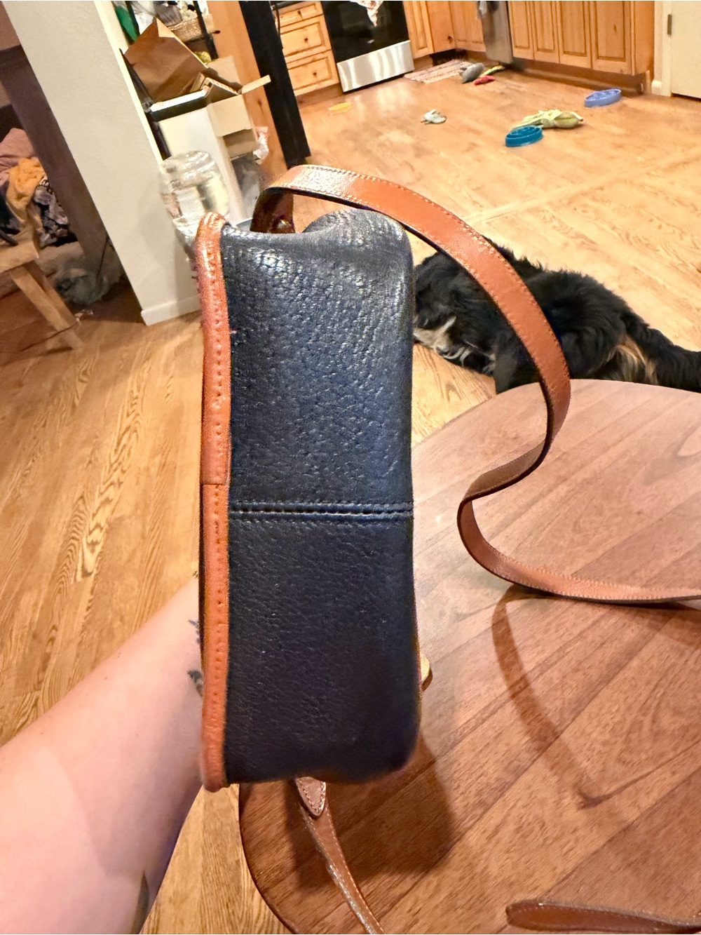 Vintage Dooney & Bourke Black and Brown Pebbled Leather Crossbody - Picture 4 of 11